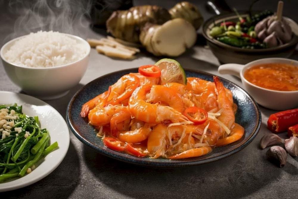 T&ocirc;m chua Ba Bể l&agrave; m&oacute;n ngon mang đậm hương vị n&uacute;i rừng.